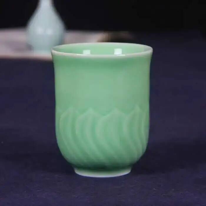 Longquan Celadon handgemachte  – Celadon Ceramic Cup Bewertung und Preis
